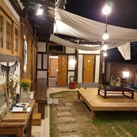Hundred Years Hanok Mokpo Εξωτερικό φωτογραφία