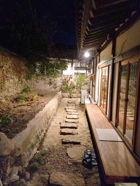 Hundred Years Hanok Mokpo Εξωτερικό φωτογραφία