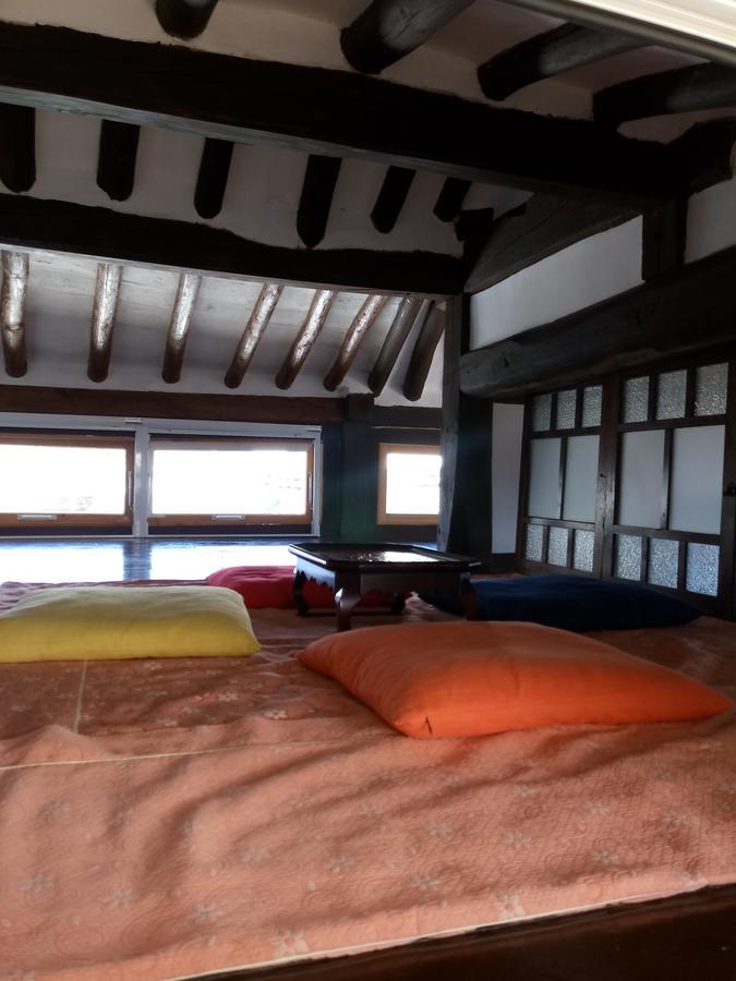 Hundred Years Hanok Mokpo Εξωτερικό φωτογραφία